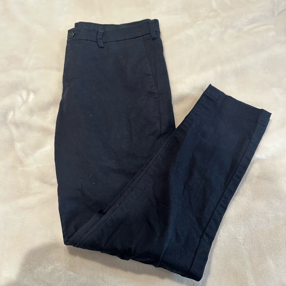 NWOT 32x30L Men’s Uniqlo Navy Blue Classic Slim Straight Fit Chino Style Pants